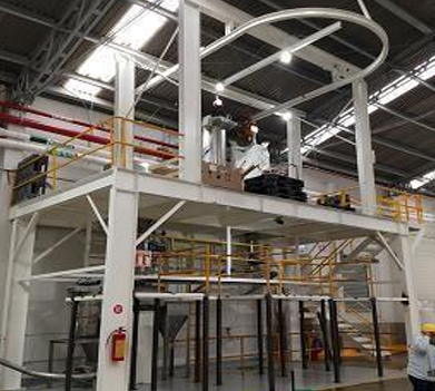 Montaje de mezzanine en planta
